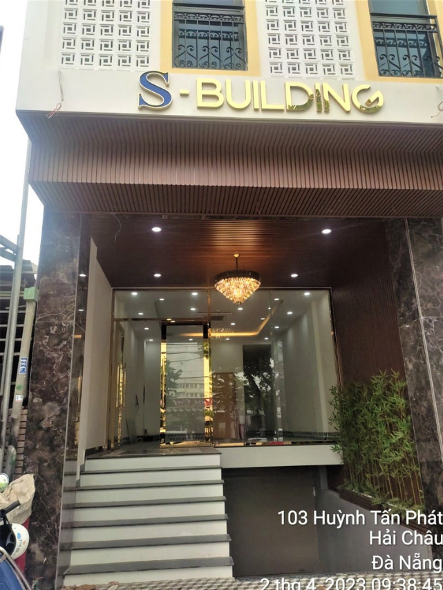 S-Building entrance at 101 Huỳnh Tấn Phát, Đà Nẵng